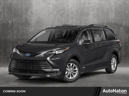2025 Toyota Sienna LE