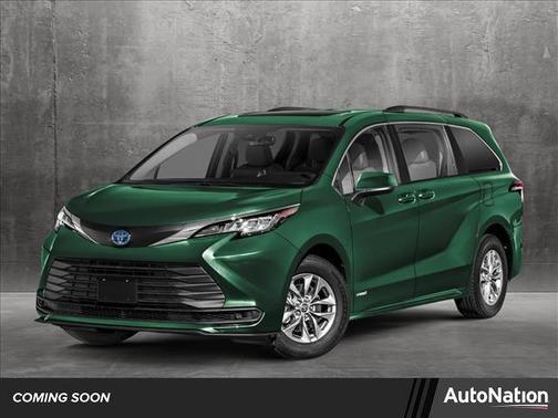 2025 Toyota Sienna LE