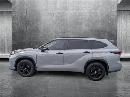2025 Toyota Highlander Hybrid XLE