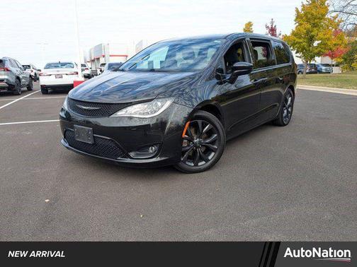 2018 Chrysler Pacifica Touring Plus