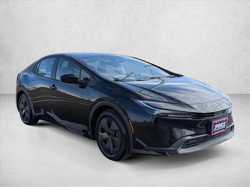 2025 Toyota Prius LE