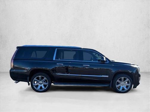 2017 Cadillac Escalade ESV Luxury