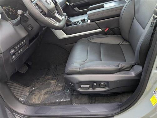 2025 Toyota Sequoia Platinum
