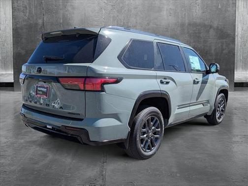 2025 Toyota Sequoia Platinum