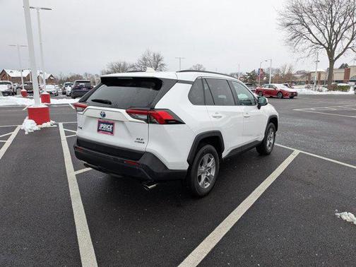 2023 Toyota RAV4 Hybrid XLE