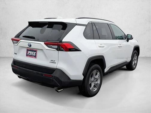 2023 Toyota RAV4 Hybrid XLE