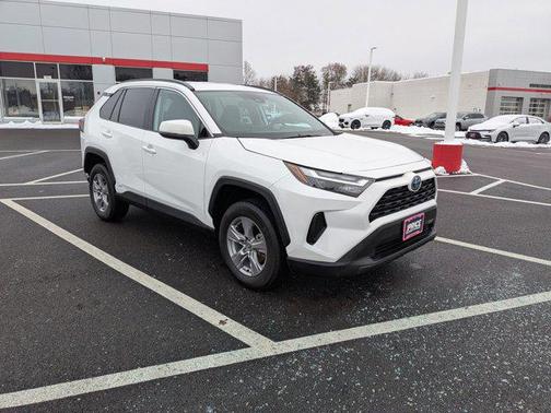 2023 Toyota RAV4 Hybrid XLE