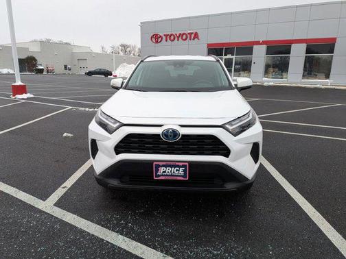 2023 Toyota RAV4 Hybrid XLE