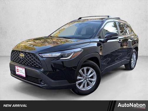 2023 Toyota Corolla Cross LE