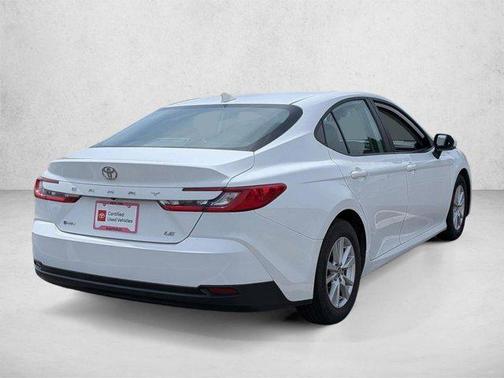 Ice Cap 2025 Toyota Camry LE