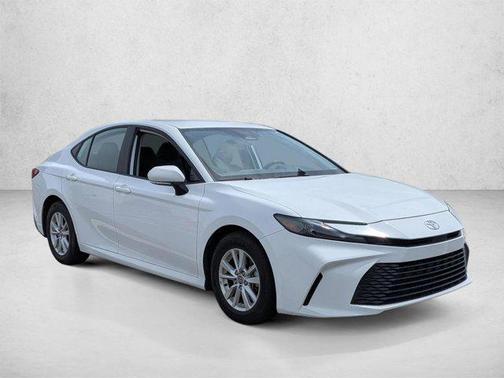 Ice Cap 2025 Toyota Camry LE