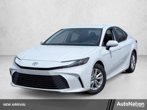 Ice Cap 2025 Toyota Camry LE