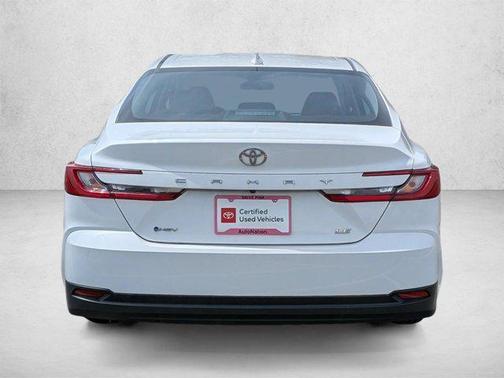 Ice Cap 2025 Toyota Camry LE
