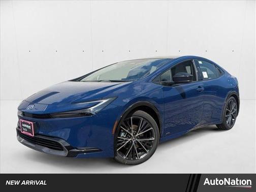 2025 Toyota Prius XLE