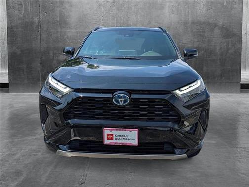 2022 Toyota RAV4 Hybrid SE
