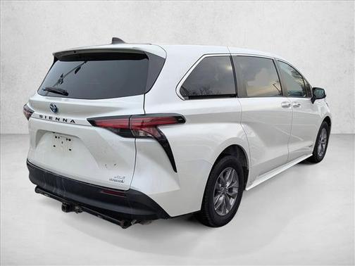 2021 Toyota Sienna XLE 7 Passenger