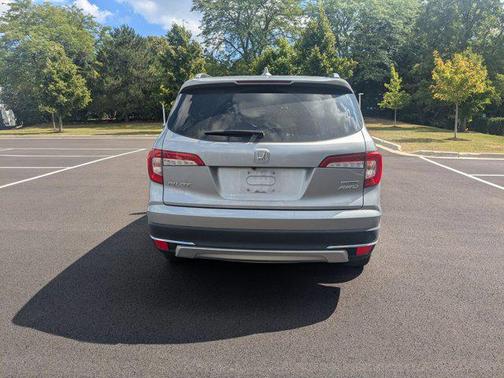 2020 Honda Pilot Touring 8-Passenger