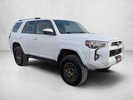 2022 Toyota 4Runner SR5