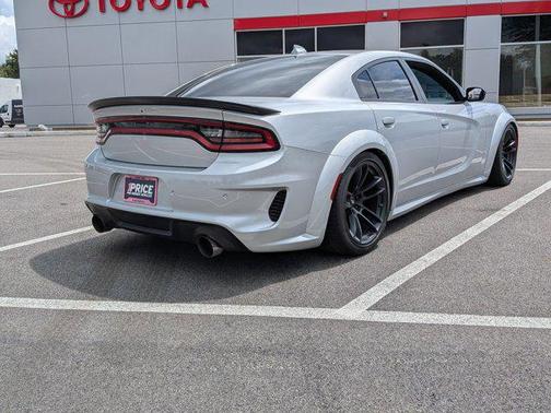 Granite Pearlcoat 2020 Dodge Charger SRT Hellcat
