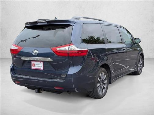 Parisian Night Pearl 2019 Toyota Sienna Limited Premium
