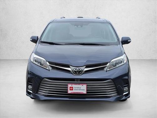 Parisian Night Pearl 2019 Toyota Sienna Limited Premium