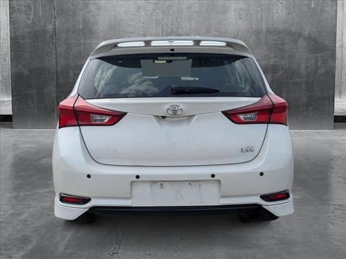 2017 Toyota Corolla iM Base