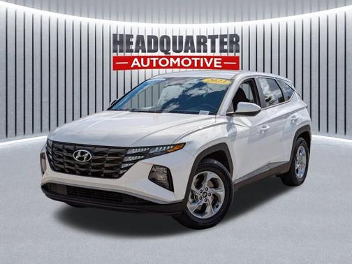 2023 Hyundai TUCSON SE