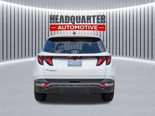 2023 Hyundai TUCSON SE