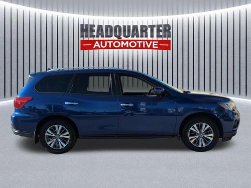 2019 Nissan Pathfinder SV