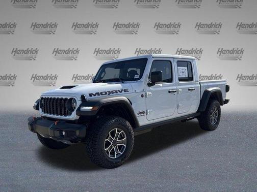 Bright White Clearcoat 2026 Jeep Gladiator Mojave