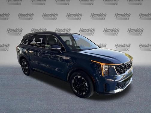 Midnight Black 2024 Kia Sorento S