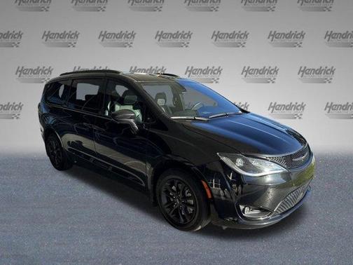 2020 Chrysler Pacifica Launch Edition
