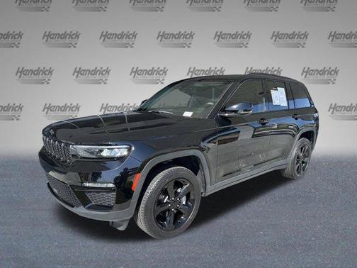 Diamond Black 2023 Jeep Grand Cherokee Limited