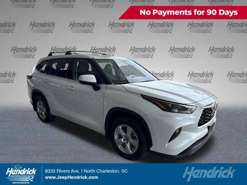 Wind Chill Pearl 2022 Toyota Highlander LE