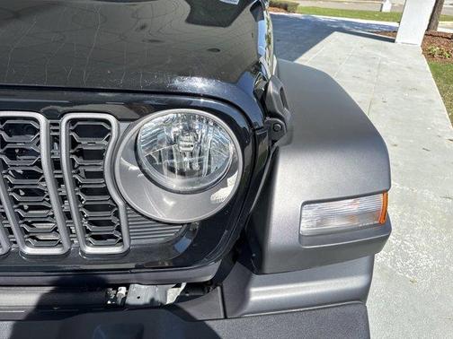 Black Clearcoat 2025 Jeep Wrangler Sport