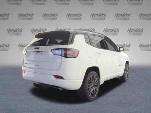 2022 Jeep Compass Altitude