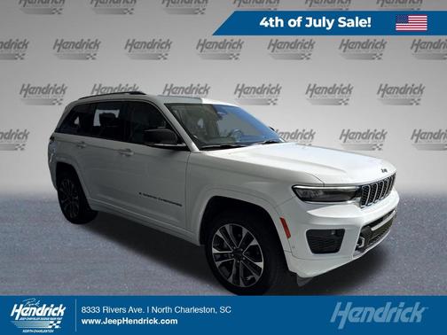 Bright White Clearcoat 2023 Jeep Grand Cherokee Overland
