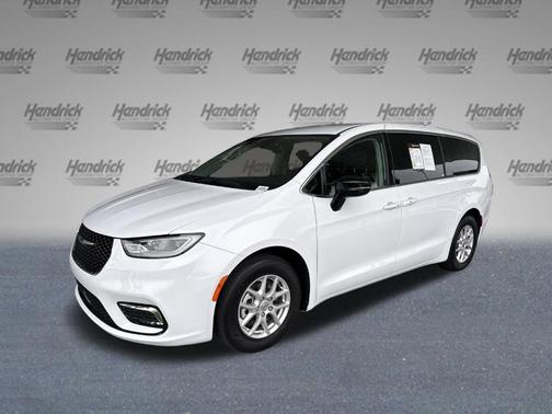 2024 Chrysler Pacifica Touring-L