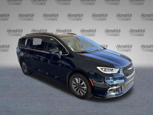 2021 Chrysler Pacifica Hybrid Touring L