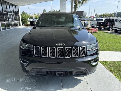 2021 Jeep Grand Cherokee Laredo X 4x4