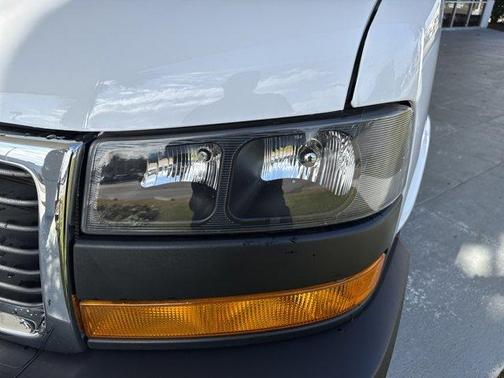 2024 GMC Savana 2500 Work Van