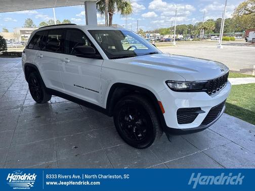 2024 Jeep Grand Cherokee Laredo