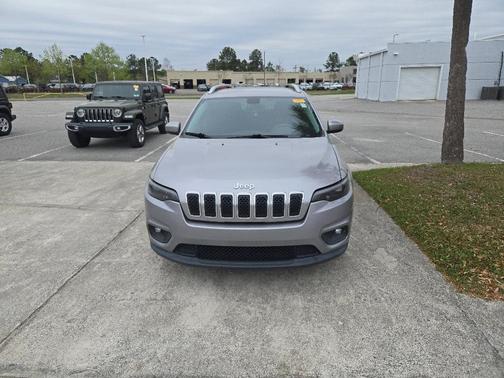 Billet Silver Metallic Clearcoat 2019 Jeep Cherokee Latitude