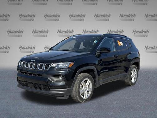Diamond Black 2023 Jeep Compass Latitude