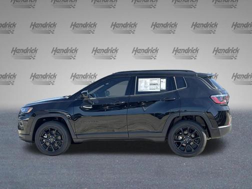 Diamond Black 2026 Jeep Compass Latitude