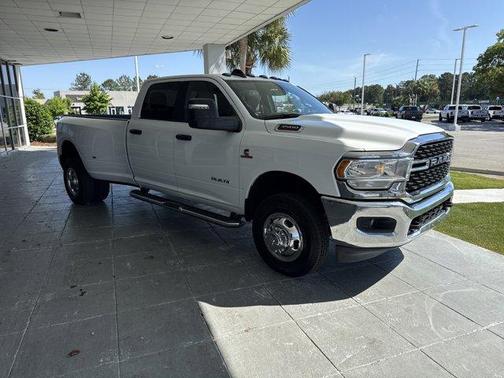 Bright White Clearcoat 2024 RAM 3500 Big Horn