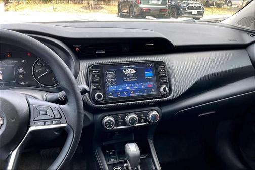 2024 Nissan Kicks SV