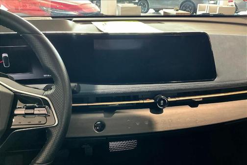 2 Tone White / Black Roof 2023 Nissan ARIYA PLATINUM+