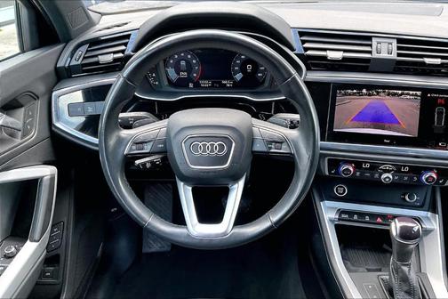 2024 Audi Q3 45 S line Premium
