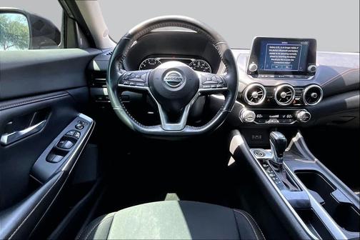 Gun Metallic/Super Black 2023 Nissan Sentra SR